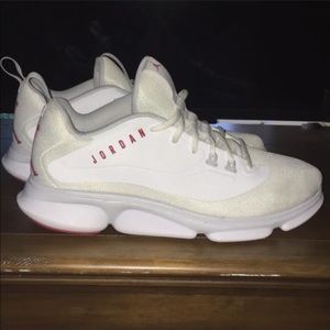 Jordan Impact TR (white)